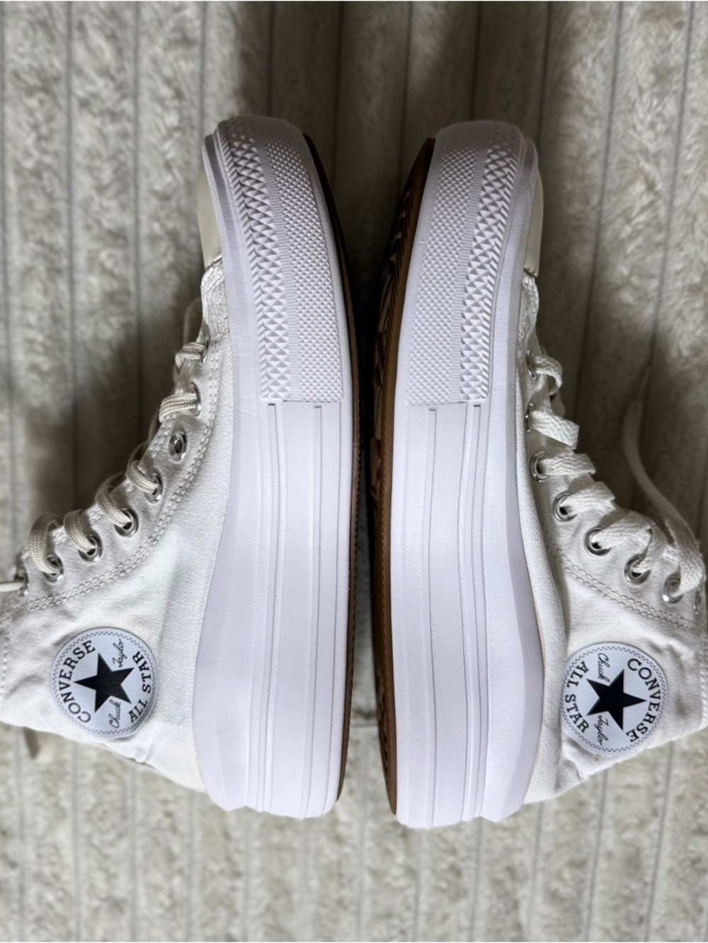 Converse Chuck Taylor All Star Men's White Canvas Lace-Up Sneakers US 7.5